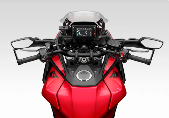 Honda CB1000GT 2026 Khi Hornet khoac ao touring va trai tim Fireblade len duong chinh phuc troi Au - 13