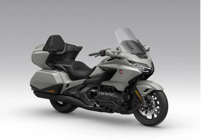 Honda Gold Wing Tour 2026 Khi su hoan hao chi can them mau sac - 3