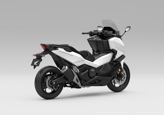 Honda x-adv - 6