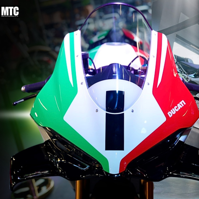 Panigale V4 Tricolore 2025 trinh lang Khi Tinh than Y cham den gioi han cuoi cua dam me - 3