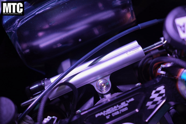 Panigale V4 Tricolore 2025 trinh lang Khi Tinh than Y cham den gioi han cuoi cua dam me - 11