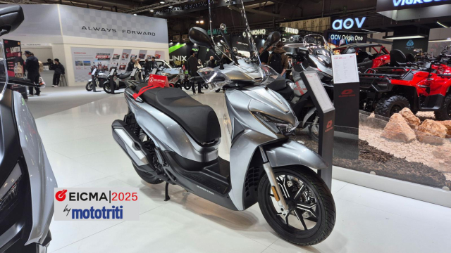 Qjmotor sq 350 kẻ thách thức honda sh350i ngay tại lục địa già với giá bán khoảng 132 triệu đồng - 3