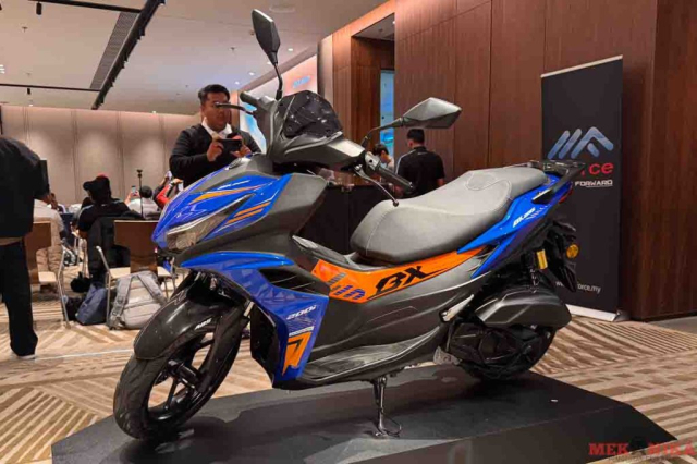 Ra mat Keeway BX200i co giao dien hao hao NVX 155 So huu nhieu trang bi xin voi binh xang 11 lit - 3