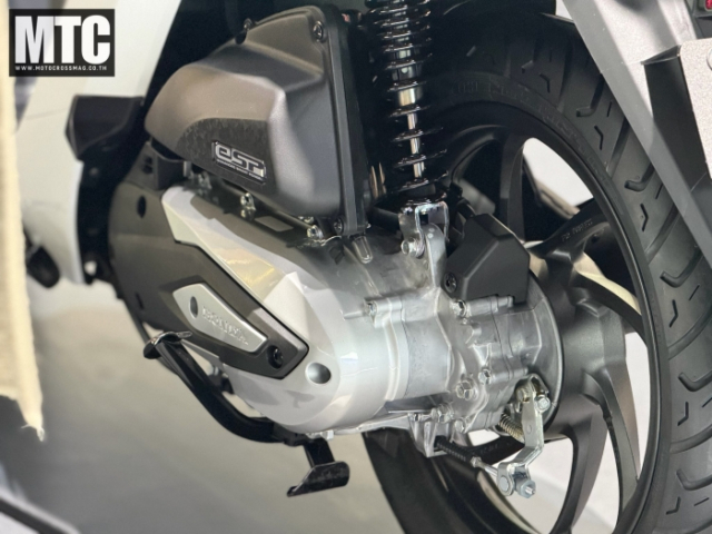 Soi chi tiet Honda Dio Lite tai JMS 2025 Tim diem khac biet so voi phien ban tieu chuan - 7