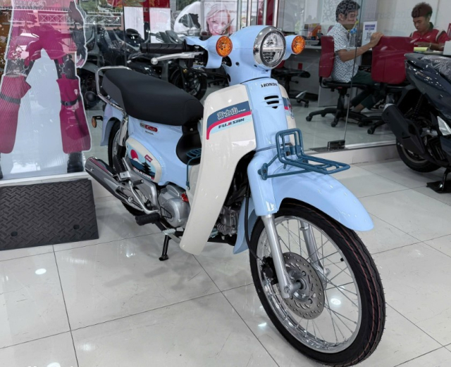 Super cub mang biểu tượng núi phú sĩ sắp cập bến thị trường việt nam với giá gần 120 triệu đồng - 4