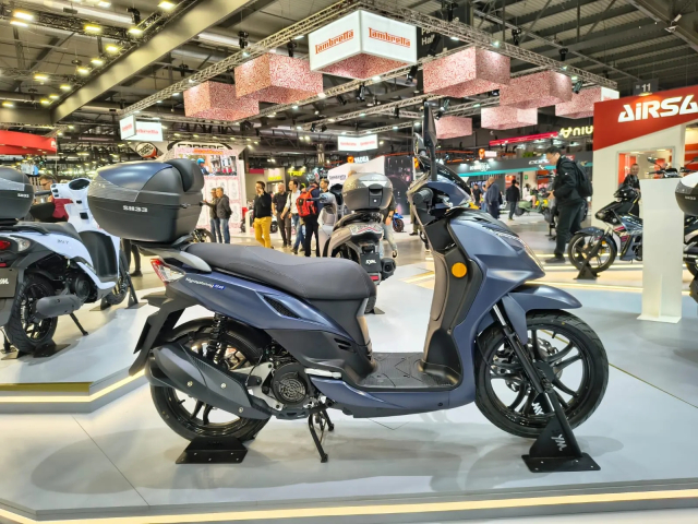 SYM Symphony SR 2026 khac biet voi dien mao hoan toan moi tai EICMA 2025 - 5