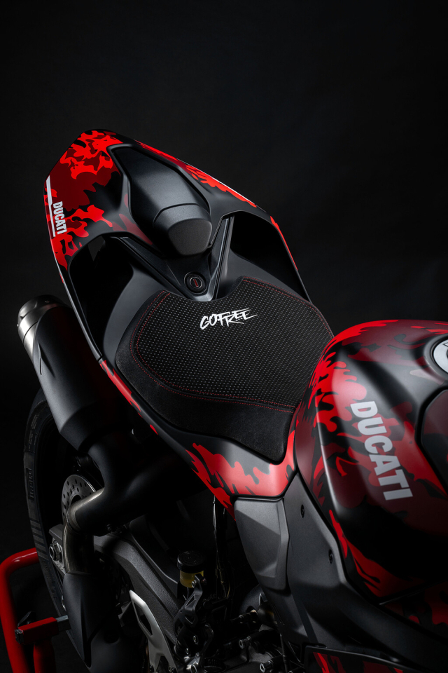 Trinh lang Ducati Panigale V2 MM93 FB63 Khi dam me duong dua mang dau an hai huyen thoai - 32