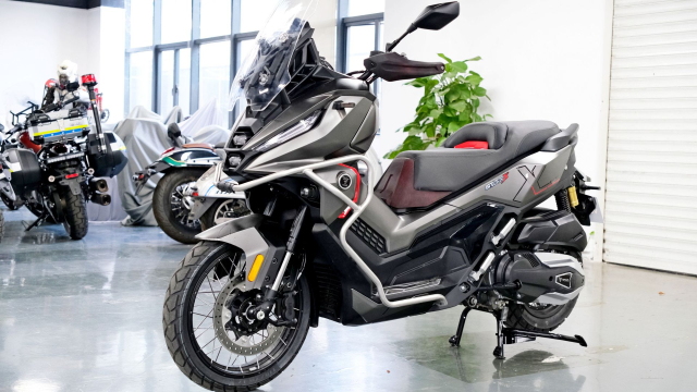 Voge sr450x xe tay ga nhưng tính cách như xe mô tô anh em thấy sao - 4