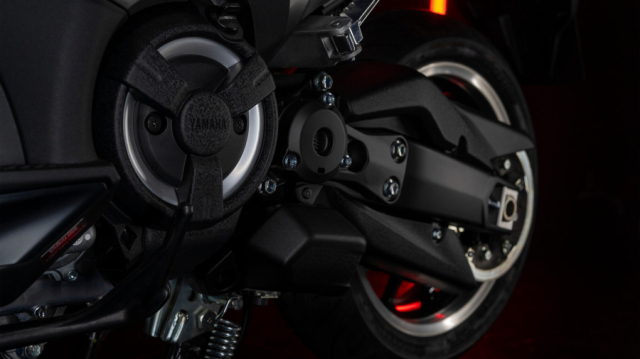 Yamaha TMAX 25th Anniversary 2026 Khi huyen thoai tay ga the thao buoc sang tuoi 25 - 7