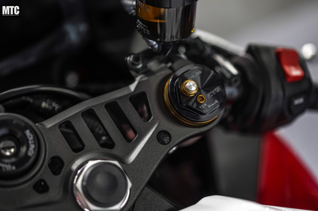 Can canh Yamaha YZFR9 2025 Khi manh ghep con thieu cua dong R cuoi cung da xuat hien - 9