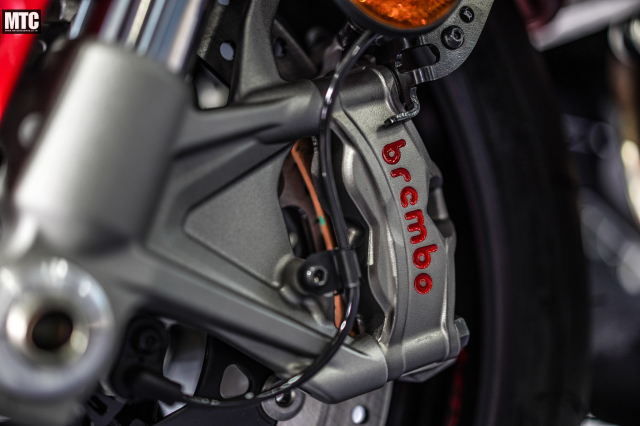 Can canh Yamaha YZFR9 2025 Khi manh ghep con thieu cua dong R cuoi cung da xuat hien - 17