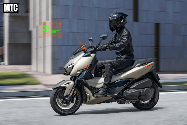 Zontes 368M 2026 ra mat Chiec Maxiscooter nho gon cong nghe day minh - 20