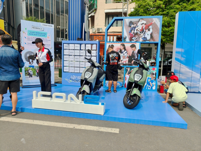 Anh em thấy sao về việc honda việt nam sẽ triển khai tủ đổi pin xe máy điện từ năm 2026 - 5