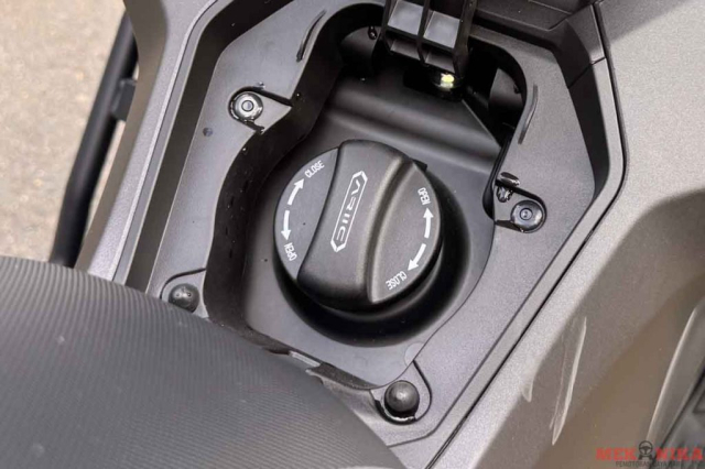 Tân binh ariic gobi 250 đối thủ mới của honda adv - trang bị xịn sò và giá cực dễ chịu - 8