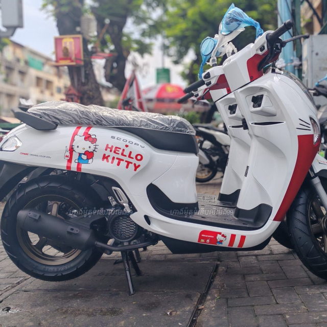 Bất ngờ với sự xuất hiện của honda scoopy 2025 phiên bản hello kitty - 5