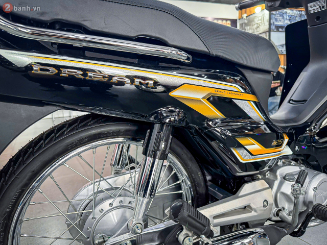 Cận cảnh honda dream ncx 2026 vừa cập bến thị trường việt nam với 3 màu mới cực đẹp - 18