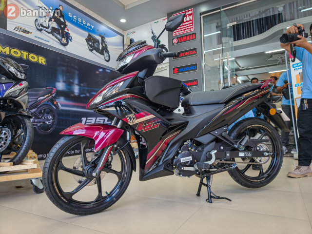 Can canh Yamaha 135LC Fi SE 2025 phien ban dac biet voi sac Do Titan vua do bo nuoc ta - 43