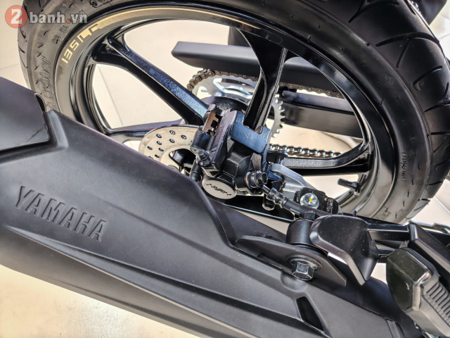 Can canh Yamaha 135LC Fi SE 2025 phien ban dac biet voi sac Do Titan vua do bo nuoc ta - 31