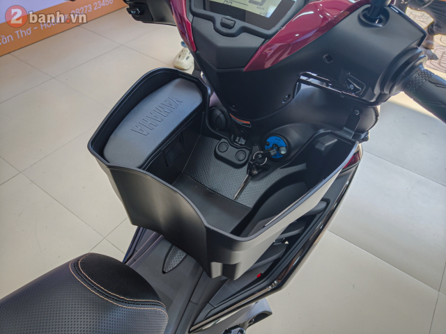 Can canh Yamaha 135LC Fi SE 2025 phien ban dac biet voi sac Do Titan vua do bo nuoc ta - 32
