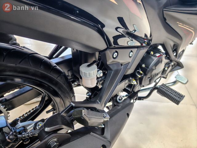 Can canh Yamaha 135LC Fi SE 2025 phien ban dac biet voi sac Do Titan vua do bo nuoc ta - 42