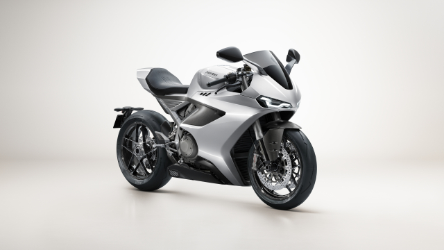 Cuộc tái khởi động vĩ đại của norton khi huyền thoại midlands bước vào kỷ nguyên mới - 1