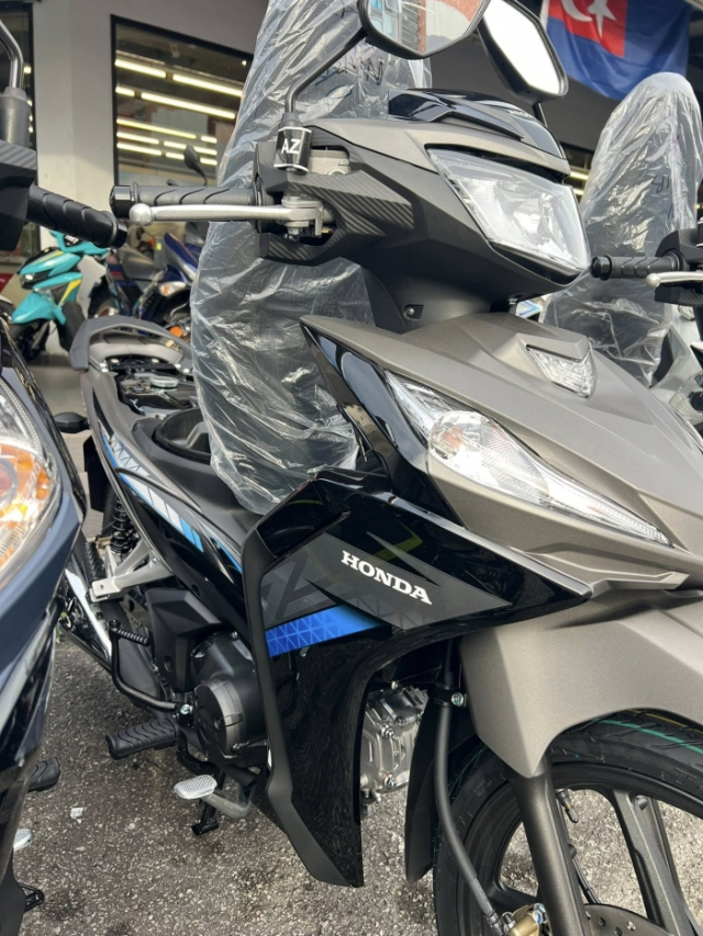 Hình ảnh thực tế của honda dash 125 2026 vừa lên kệ với 4 màu sắc mới - 6