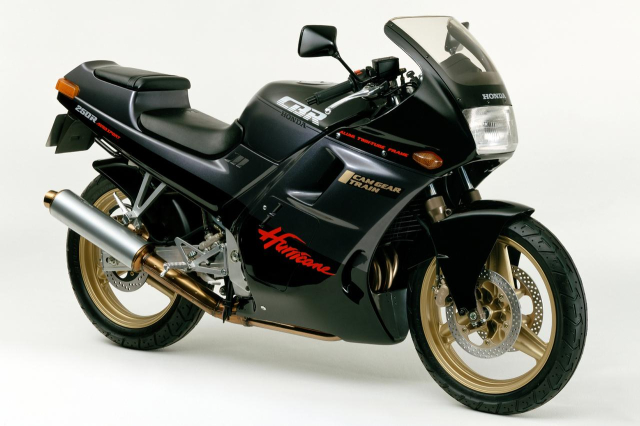 Hồi ức 2 bánh - khám phá honda cbr250r ra đời năm 1987 vượt trội hơn mọi đàn em hiện nay - 4