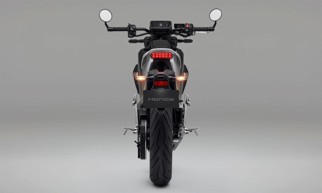 Honda việt nam đăng ký mẫu xe mô tô điện mới - mạnh ngang ngửa xe xăng 600cc đầy pin chạy 150 km - 14