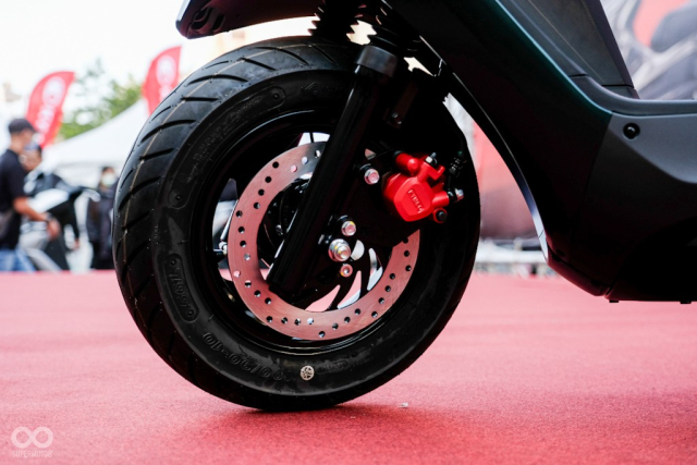 Kymco k1 sport special edition ra mắt phanh đĩa kép màn hình lcd cốp to hơn lead và giá cực tốt - 7