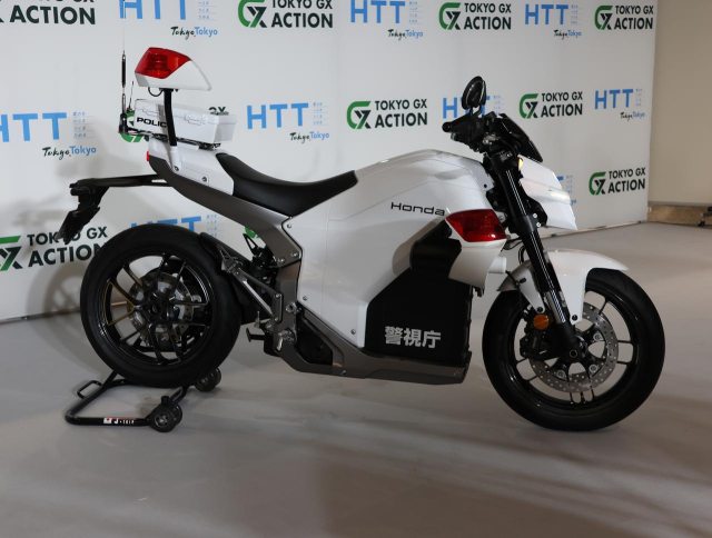Siêu mô tô điện honda wn7 ra mắt phiên bản xe cảnh sát tại nhật bản - 5