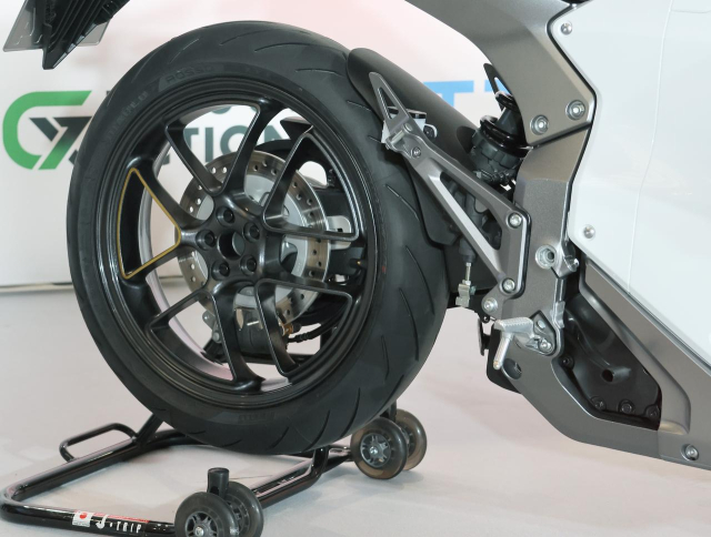 Siêu mô tô điện honda wn7 ra mắt phiên bản xe cảnh sát tại nhật bản - 21