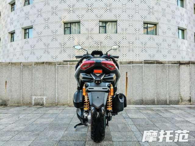 Thần long thái châu ra mắt bản sao của xmax 300 có giá bán ngang ngửa honda sh160i - 9