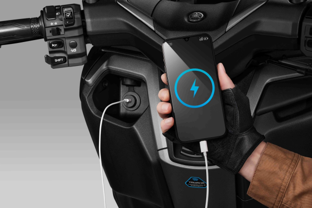 Yamaha việt nam tung teaser hé lộ thời điểm trở lại của dòng xe nmax 155 - 13