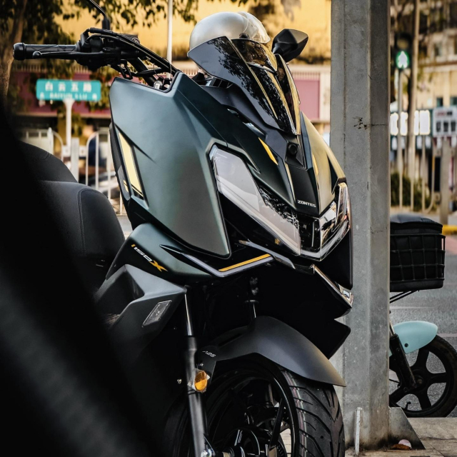 Zontes 150X Nha vua moi trong phan khuc xe tay ga the thao sap duoc ra mat - 8