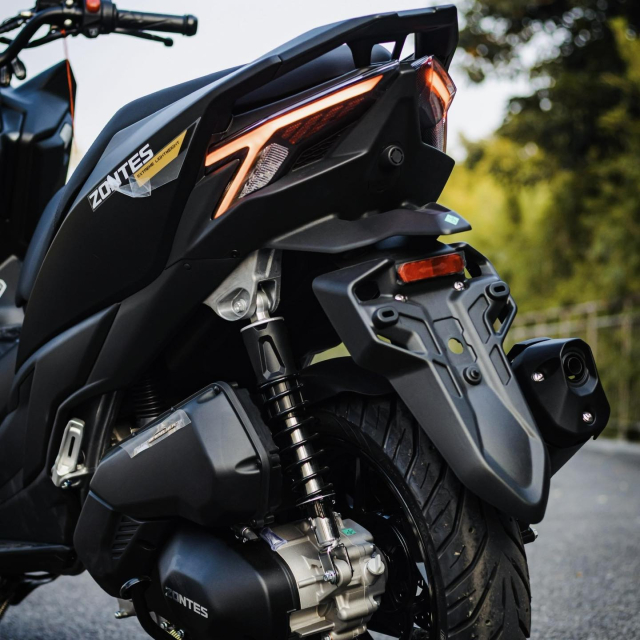 Zontes 150X Nha vua moi trong phan khuc xe tay ga the thao sap duoc ra mat - 6