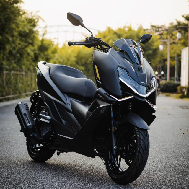 Zontes 150X Nha vua moi trong phan khuc xe tay ga the thao sap duoc ra mat - 7