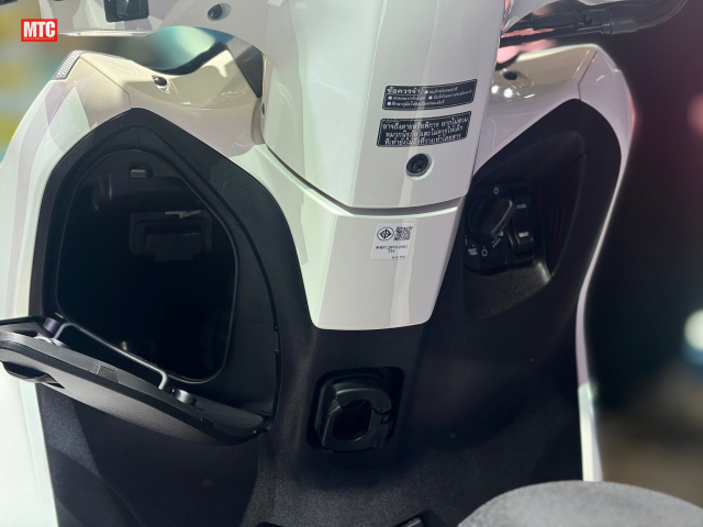 Cận cảnh honda lead 125 2026 vừa ra mắt ở thái với giá bán cao hơn ở nước ta - 19