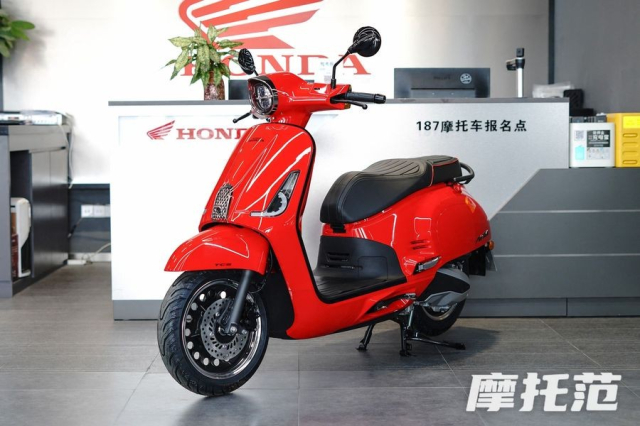 Hình ảnh thực tế honda ns150la bản tết nguyên đán - lớp sơn đỏ đẹp dữ thần - 3