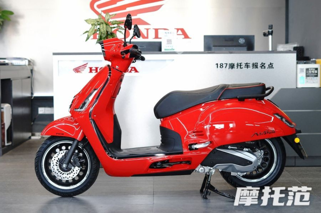 Hình ảnh thực tế honda ns150la bản tết nguyên đán - lớp sơn đỏ đẹp dữ thần - 5