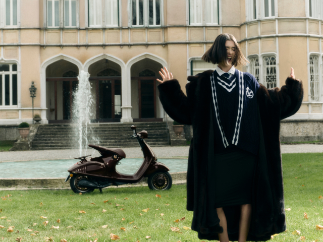 Ra mat Vespa 946 Horse moi chao mung nam Binh Ngo Len ke o nuoc ta tu 022026 - 13