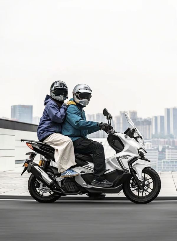 Khám phá zonsen 150 adv falcon vừa ra mắt với cấu hình dễ dàng gạt giò honda adv160 - 3