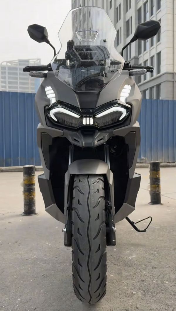 Khám phá zonsen 150 adv falcon vừa ra mắt với cấu hình dễ dàng gạt giò honda adv160 - 4
