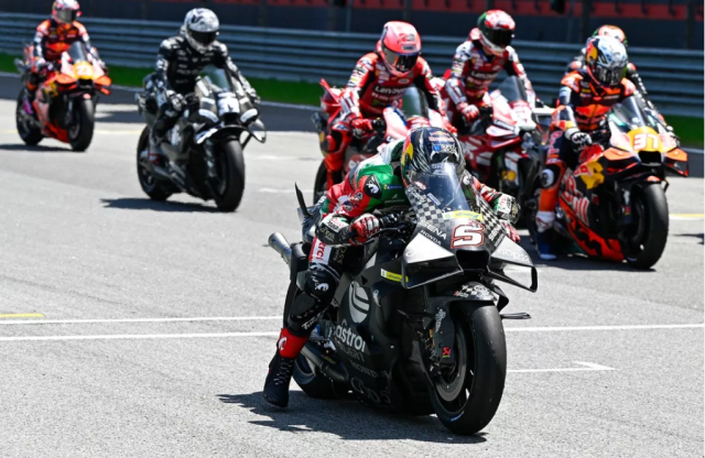 Test motogp sepang ngày 1 marc marquez vẫn là ông kẹ quartararo ngã đau nhưng chưa gục - 2