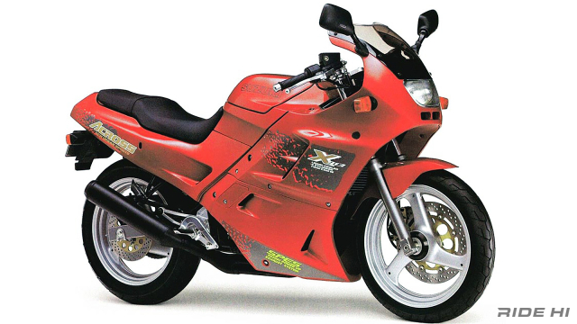Hồi ức 2 bánh - khám phá chiếc xe sportbike 4 xy-lanh từng được suzuki ra mắt có cốp rộng như xe ga - 12