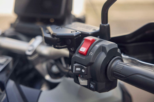 Honda x-adv 2026 ra mắt màu mới giữ nguyên cấu hình thêm chất phiêu lưu - 4