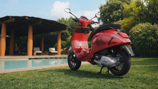 Vespa Primavera Sprint 2026 lot xac Lan dau co phanh dia sau man hinh LCD va Keyless - 3