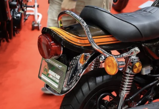 Biến honda monkey 125 thành kawasaki z2 - 9