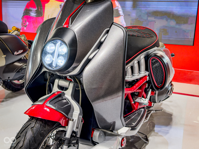 Dragster Roadster 400 Limited dang tren duong ve Viet Nam Thu choi moi danh cho gioi suu tam - 5