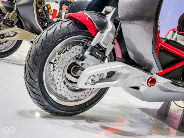 Dragster Roadster 400 Limited dang tren duong ve Viet Nam Thu choi moi danh cho gioi suu tam - 11