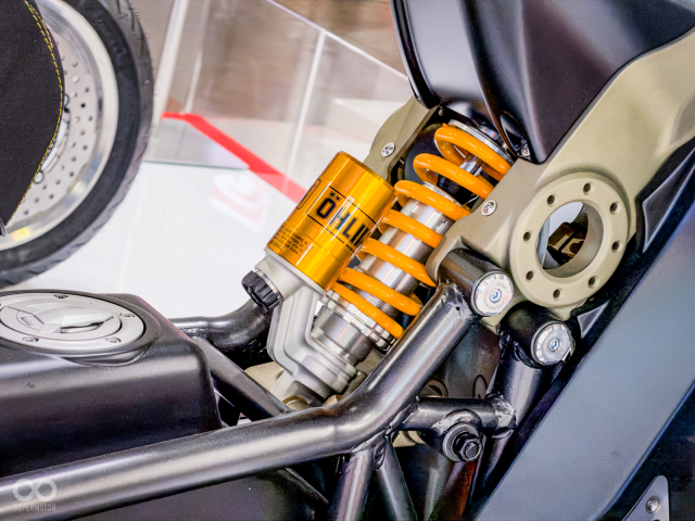 Dragster Roadster 400 Limited dang tren duong ve Viet Nam Thu choi moi danh cho gioi suu tam - 13